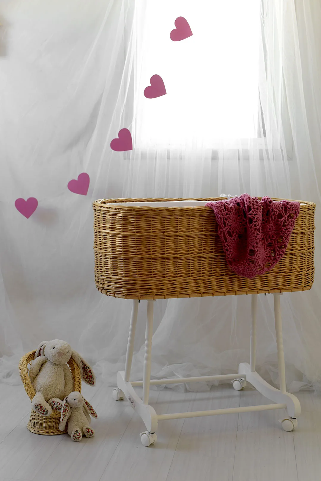 השכרת עריסה עם גלגלים