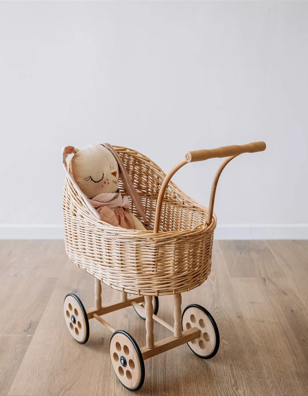 עגלת בובה עץ ורטאן