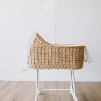 עריסת קש להשכרה בעיצוב בוהו שיק דגם פרג'ליס בהיר